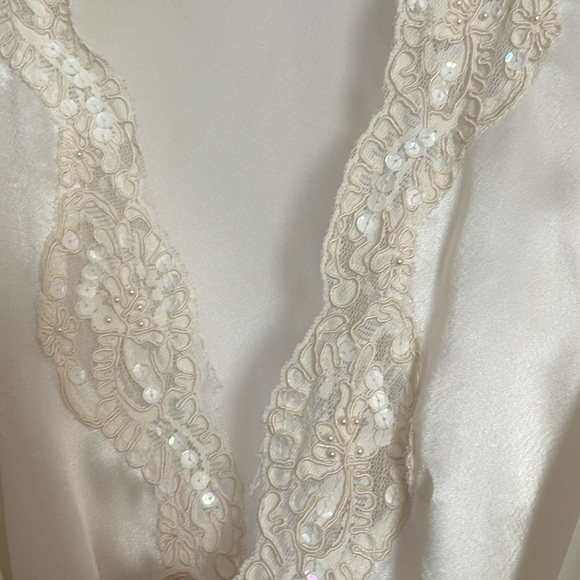 VICTORIA SECRET robe - Picture 3 of 5